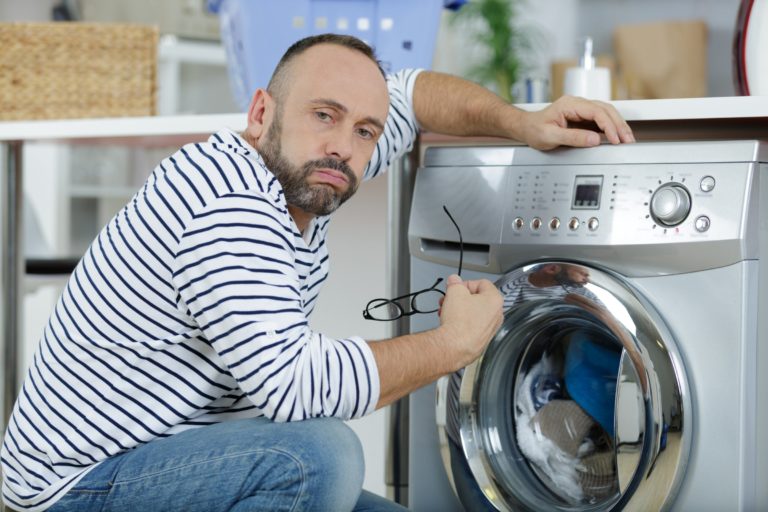 Beim Helfen endet oft die Freundschaft